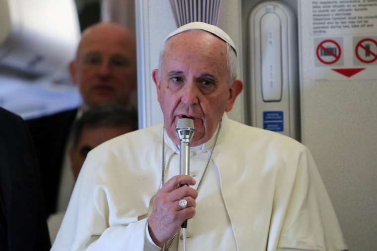 Pope_Francis_in_flight_press_conference_3_Jan_18_2015_Vatican_Catholic_News_Credit_Alan_Holdren_CNA_CNA.jpeg